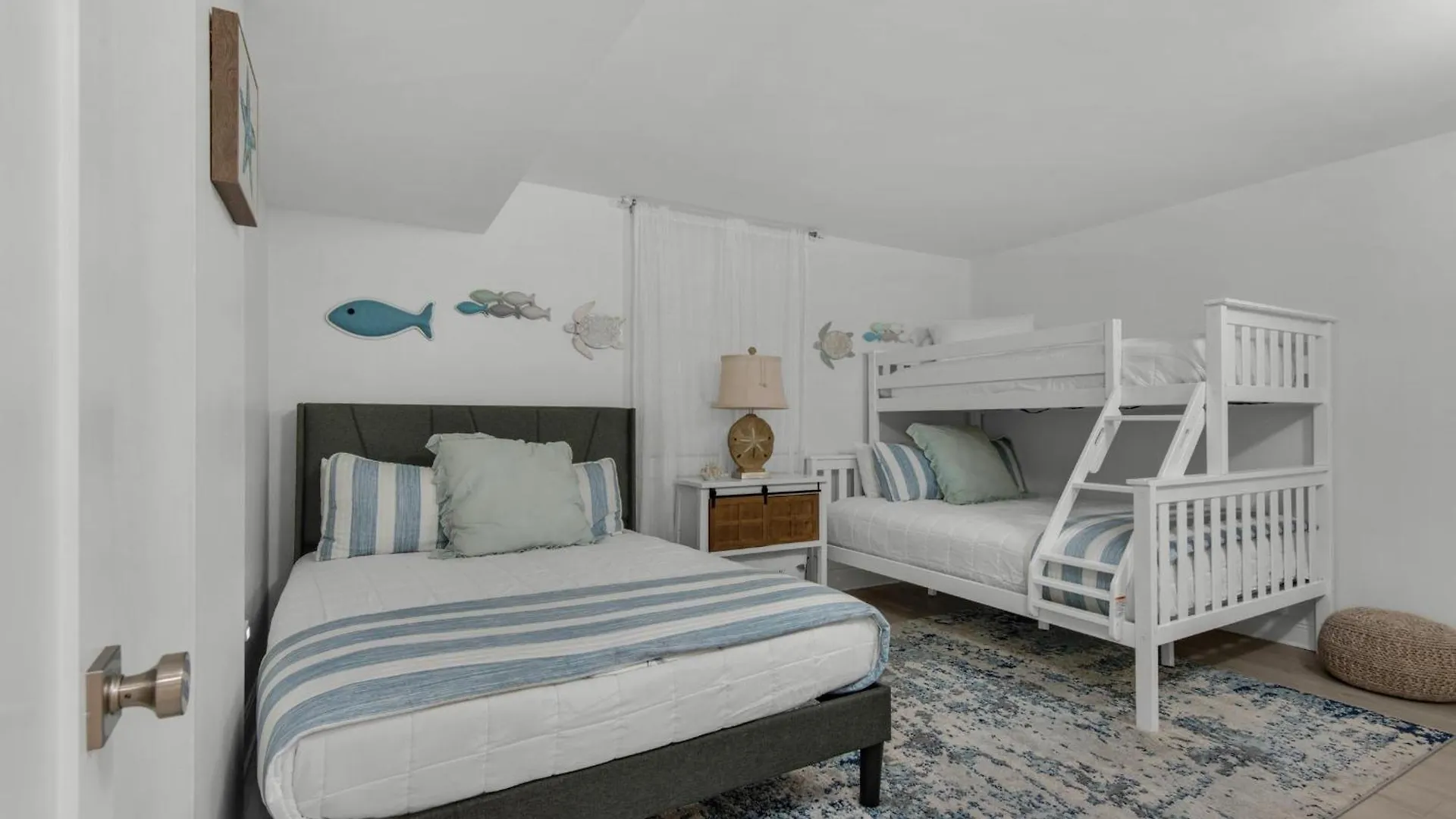 Dolphin Point #401C Villa Destin